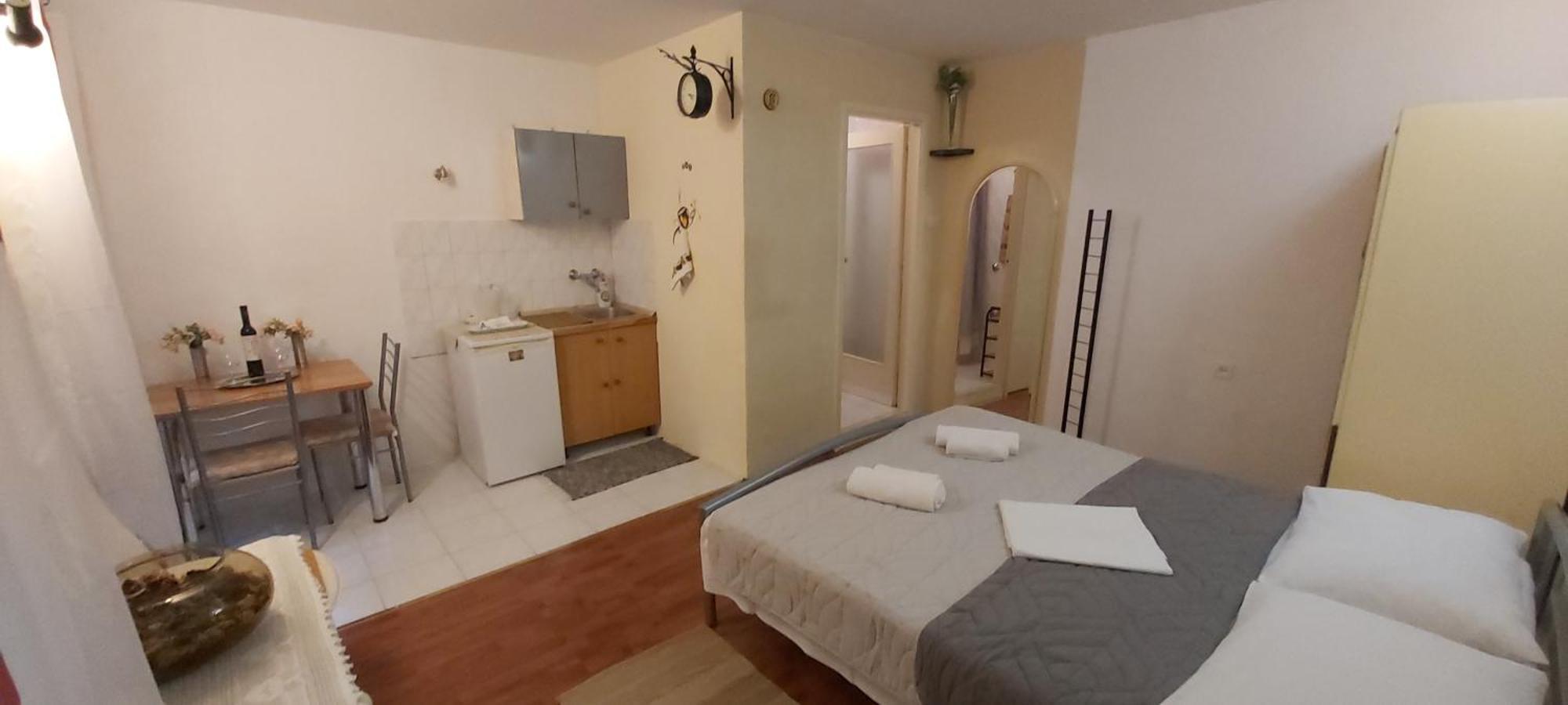Down Town Appartement Split Buitenkant foto